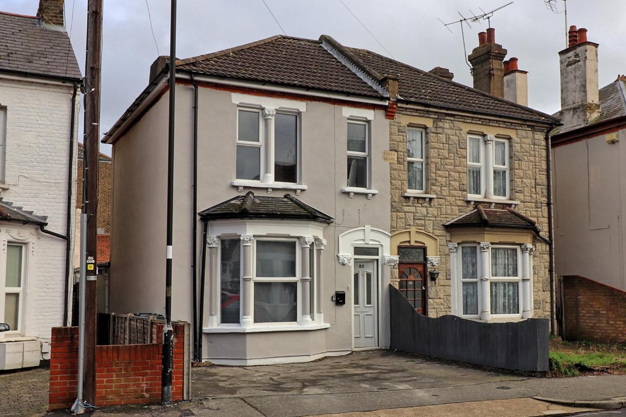 Beautiful Spacious Four Bedroom House With Parking For 2 Cars, 5 Minute Walk To Southend Station Εξωτερικό φωτογραφία